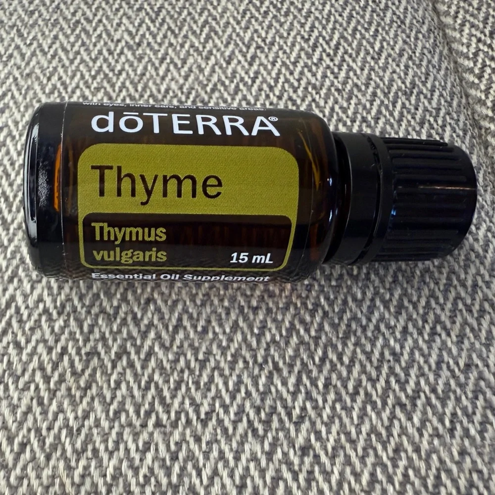 DoTerra - Thyme Essential Oil, 15ml - Picture 4 of 13